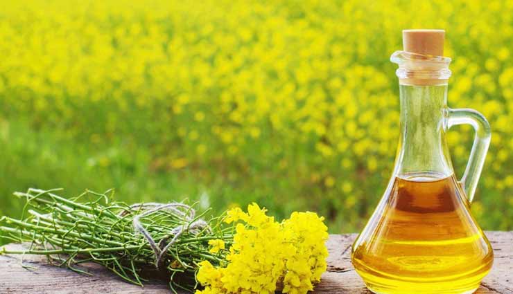 the yellowness of the teeth can take away the glow of the face give them pearl like shine with these tips,beauty tips,beauty hacks