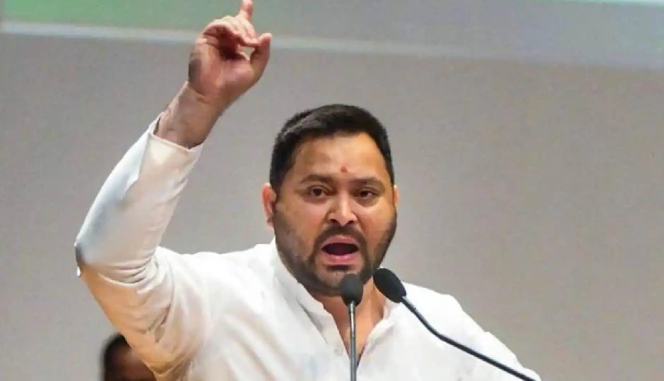 तेजस्वी यादव का नीतीश सरकार पर हमला, कहा– भ्रष्टाचारियों की पूरी लिस्ट है मेरे पास, जल्द करेंगे खुलासा