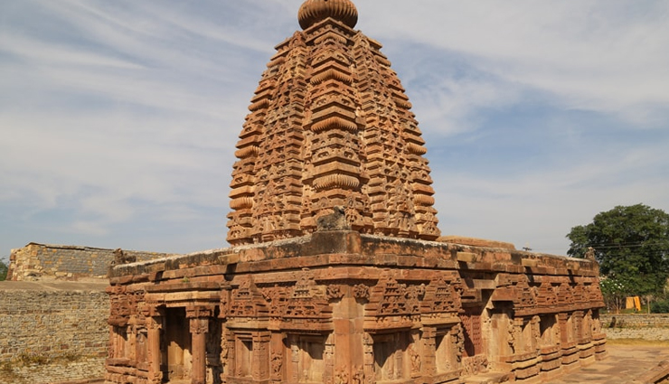 temples of telangana,telangana,alampur jogulamba temple,saleshwaram lingayya swamy temple,padmakshi temple,chaya someswara swamy temple,sri raja rajeshwara temple,kondagattu temple