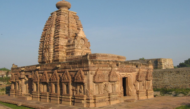 hyderabad,warangal,adilabad,karimnagar,ranga reddy,khammam,nizamabad,mahbubnagar,medak,nalgonda,famous tourism destinations,tourism destinations to visit in telangana,telangana