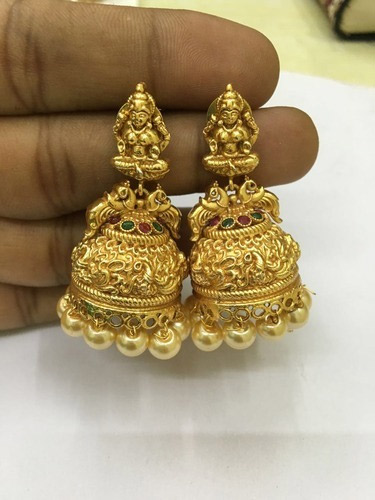 earrings,ethnic earrings,types of earrings,kundan,meenakari,ghungroo,temple,oxidised jhumka