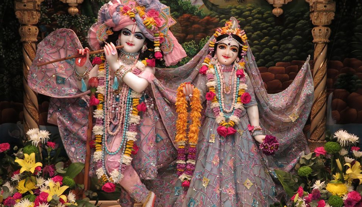 ये हैं भगवान श्रीकृष्ण के प्रसिद्द और प्राचीन मंदिर, एक झलक पाने के लिए तरसते हैं भक्त 