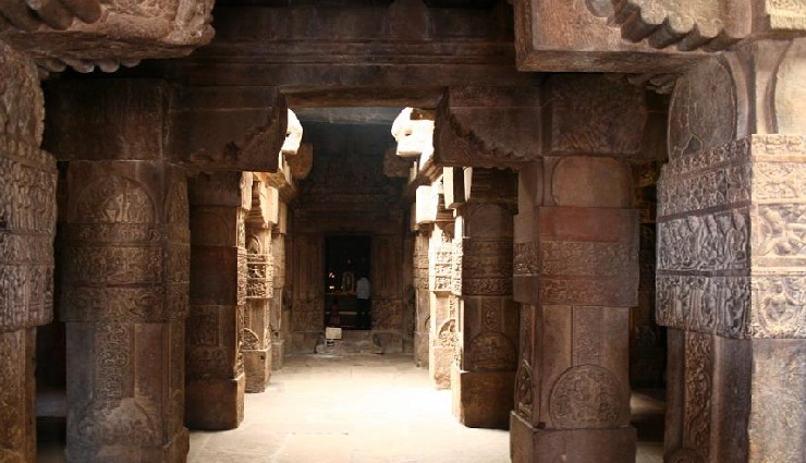 pattadakal,unesco world heritage site,chalukyan architecture,karnataka temples,malaprabha river temples,7th-century temples,shiva temples,vishnu temples,jain tirthankaras,badami chalukyas,north indian architecture,south indian architecture,ancient temples,indian heritage,karnataka tourism,temple architecture.