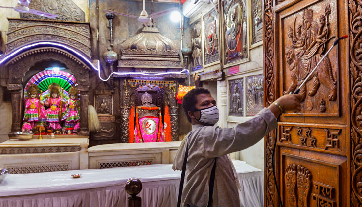 अनलॉक 1-फेज 2 /  बढ़ते कोरोना संक्रमण के साथ आज देश में खुलेंगे  मंदिर-मॉल-रेस्तरां, इन बातों का ध्यान रखना बेहद जरूरी