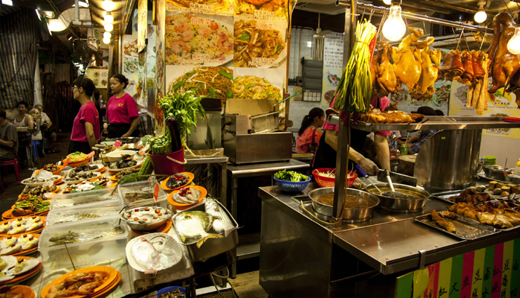 hong kong,attractions in hong kong,tourist attractions in hong kong,hong kong tourism,star ferry,temple street night market,victoria peak,a symphony of lights,man mo temple,the markets,tian tan buddha,travel,holidays,travel guide,tourist tips