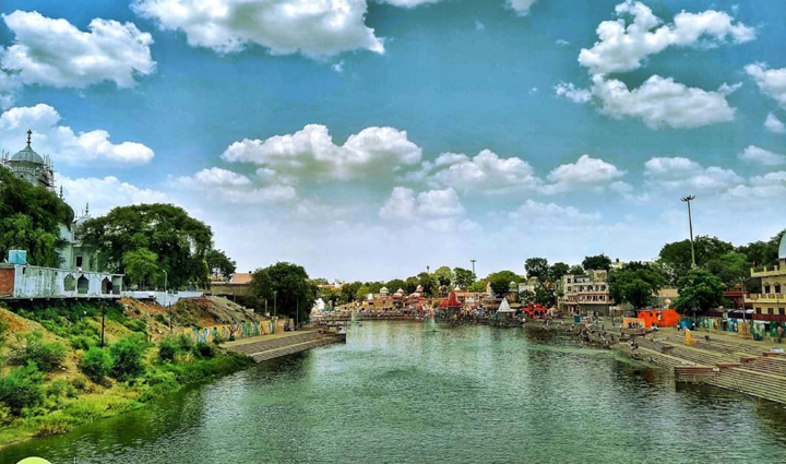 these holy and big rivers of the country are known for worship and devotion,holiday,travel,tourism