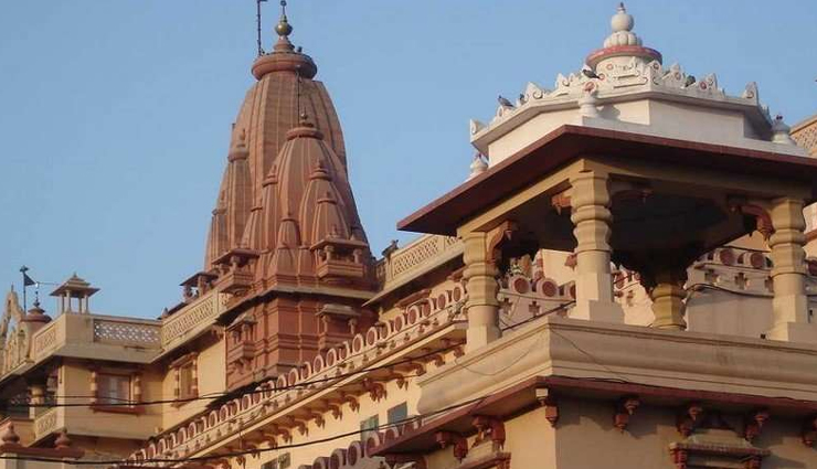these are the famous and ancient temples of lord krishna,devotees yearn to have a glimpse,holiday,travel,tourism