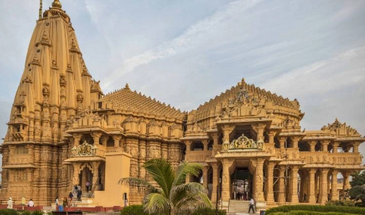 new year will start with the blessings of god visit these famous temples,holiday,travel,tourism