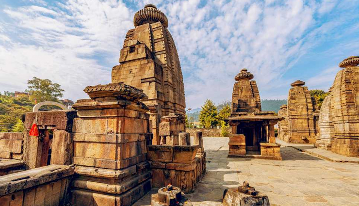 temples in india,india,vaishno devi temple,amarnath cave,kedarnath temple,gangotri temple,yamunotri temple,golden temple,meenakshi amman temple,shirdi sai temple,shani shingnapur temple,brahma temple,kaal bhairav temple,badrinath temple,baijnath temple