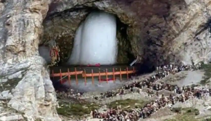 temples in india,india,vaishno devi temple,amarnath cave,kedarnath temple,gangotri temple,yamunotri temple,golden temple,meenakshi amman temple,shirdi sai temple,shani shingnapur temple,brahma temple,kaal bhairav temple,badrinath temple,baijnath temple