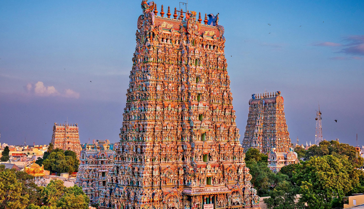 temples in india,india,vaishno devi temple,amarnath cave,kedarnath temple,gangotri temple,yamunotri temple,golden temple,meenakshi amman temple,shirdi sai temple,shani shingnapur temple,brahma temple,kaal bhairav temple,badrinath temple,baijnath temple