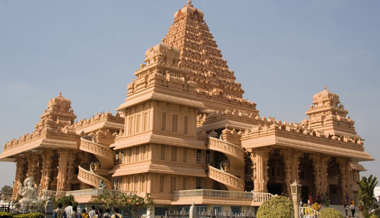 5 Temples You Must Visit When in Delhi