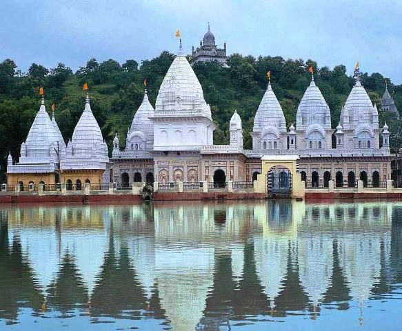 temples in madhya pradesh,temples in ujjain,mahakaleshwar jyotirlinga,ujjain,bada ganesh ka mandir,ujjain,bhairav parvat,ujjain,shri dwarkadhish gopal mandir,ujjain,kal bhairav temple,ujjain