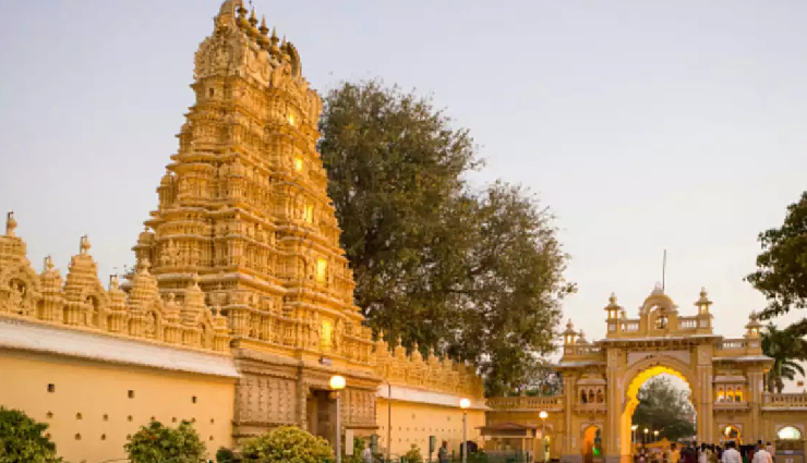 3 Most Famous Temples To Visit in Mysore