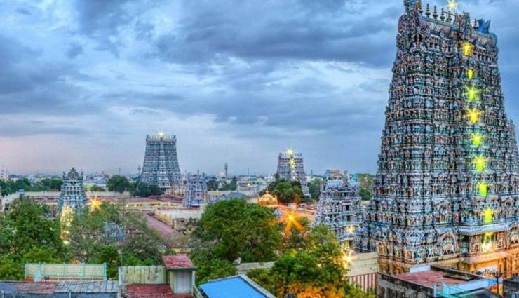 tamil nadu,temples to visit in tamil nadu,meenakshi temple,rameshwaram temple,brihadeeshwarar temple,the ruined temples of mahabalipuram,sri ranganathaswamy temple