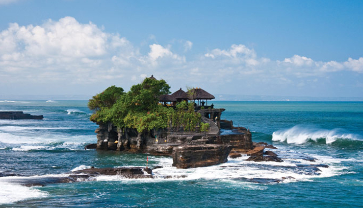 hindu temples,hindu temples outside india,temples outside india,prambanan temple,java,indonesia,angkor wat,cambodia,pashupatinath temple,kathmandu,nepal,tanah lot temple,bali,indonesia,batu caves sri subramanian swamy devasthanam,kuala lumpur,malaysia