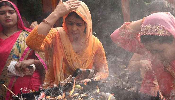 भारत के इन 10 मंदिरों में महिलाओं के प्रवेश पर हैं विवाद, जानें इनके बारे में 
