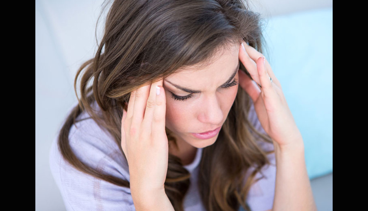 तनाव से मुक्ति दिलाये सुखासन, जाने और फायदे