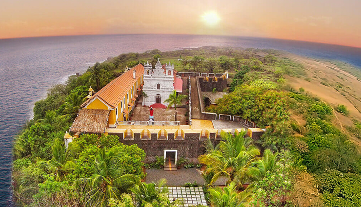 north goa,trip to north goa,goa,tourist places in north goa,holidays  in goa