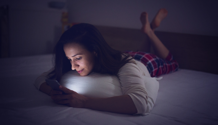 texting cheating signs,emotional infidelity,texting affair,digital cheating,relationship trust issues,secret texting,flirting over text,texting boundaries,texting and cheating,relationship red flags,emotional cheating signs,hidden messages,texting outside relationship