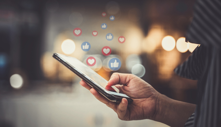 signs,text messages,relationship tips,relationship