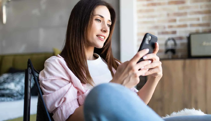 relationship saving tips,ways to salvage a failing relationship,rebuilding intimacy in relationships,overcoming relationship challenges,growing closer in troubled times,effective communication in relationships,anger management in relationships,importance of date nights in relationships,minimizing technology distractions in relationships,face-to-face conflict resolution,spontaneous gestures of love,breaking free from relationship routines,importance of physical closeness in relationships,forgiveness in relationships,reconnecting with your partner