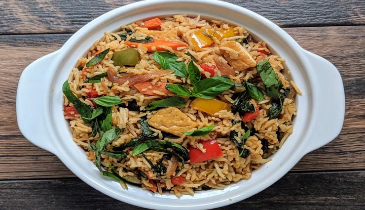 लॉकडाउन रेसिपी : थाई रेड पुलाव दिलाएगा रेस्टोरेंट के स्वाद का आनंद 