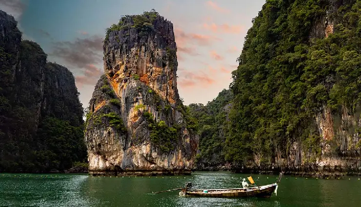 6 Best Honeymoon Destinations To Visit Around The World from India