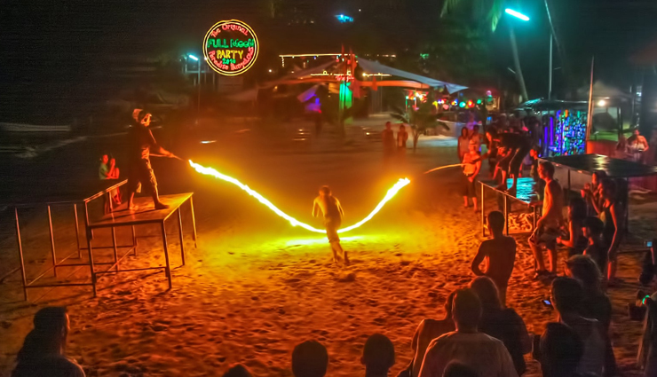 thailand,places to visit in thailand,tourist attraction in thailand,grand palace,bangkok,james bond island,phuket,damnoen saduak floating market,elephant camp,pattaya,koh phi phi,krabi,full moon party,koh phangan