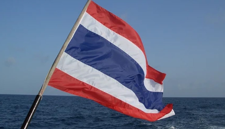 इन 8 देशों की यात्रा करने से पहले जान लें यहां के अनोखे कानून, बन सकते हैं परेशानी का कारण unique laws,countries unique laws,travel,travel guide,travel tips