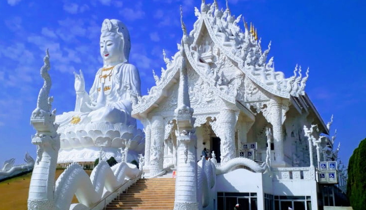chiang rai tourist attractions,places to visit in chiang rai,top sights chiang rai thailand,chiang rai travel guide,must-see in chiang rai