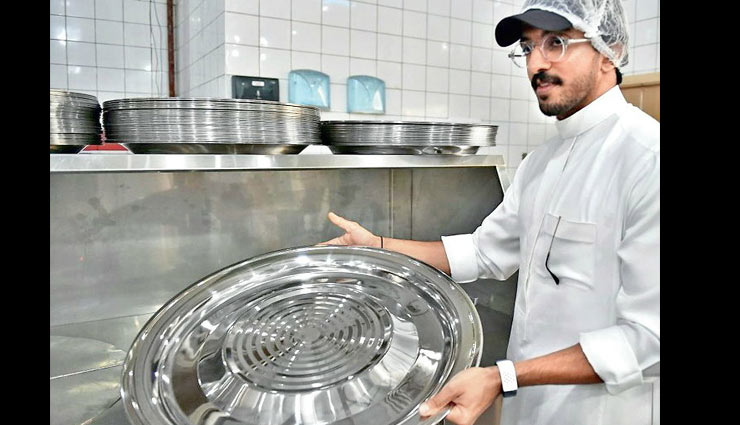 सऊदी : खाने की बर्बादी रोकने के लिए बनाई अनोखी थाली, साल भर में 3000 टन चावल की हुई बचत
