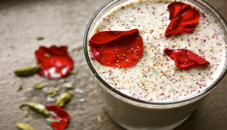 गर्मी में ठंडक पहुंचाएगी बादाम खसखस ठंडाई, देती है बेहतरीन स्वाद #Recipe