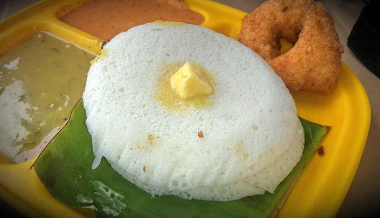 bangalore food guide,best bangalore delicacies,famous dishes in bangalore,traditional bangalore food,bangalore culinary tour,must-try bangalore dishes,bangalore food specialties,bangalore street food,iconic bangalore cuisine,holige bangalore,thatte idli bangalore,benne masala dosa bangalore,puliyogare rice bangalore,mysore pak bangalore,dal obbattu bangalore,shawarma bangalore,mangalorean fish curry bangalore,ragi mudde bangalore,maddur vada bangalore,mutton pulao bangalore,mangalore buns bangalore,bangalore food experiences,bangalore local food,popular foods in bangalore