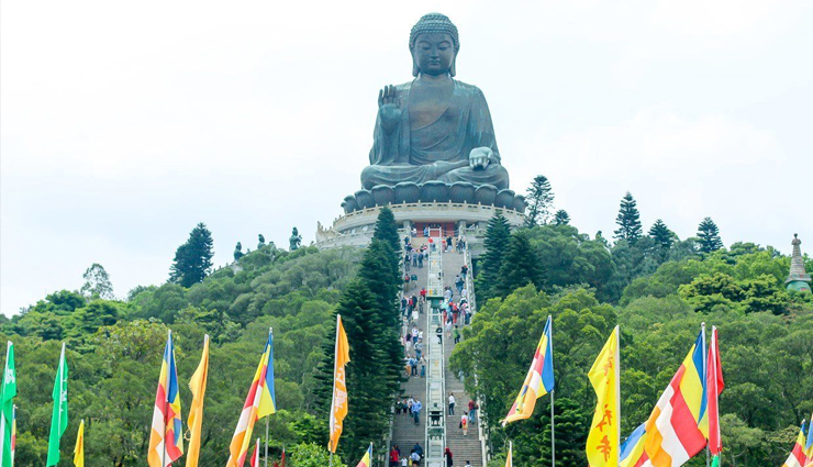 hong kong,hong kong tourism,tourist places in hong kong,temples in hong kong,5 mysterious yet facinating temples,travel,holidays,wong tai sin temple,ching chung koon,the big buddha and po lin monastery,che kung temple at sha tin,fung ying seen koon