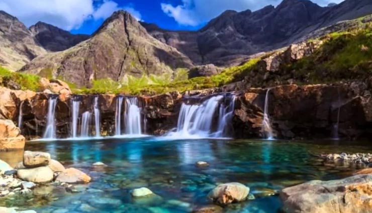 chile,australia,northern ireland,5 breathtaking places to visit once in a lifetime,best places in the world,whitehaven beach,the fairy pools on the isle of skye,scotland,marble caverns of carrera lake,havasu falls,grand canyon national park,the dark hedges
