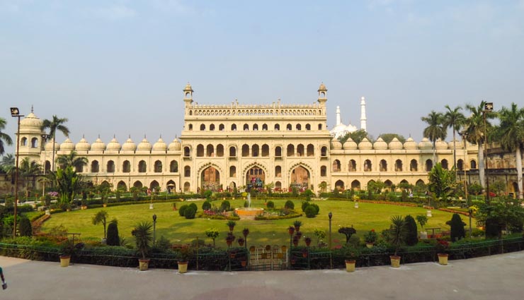 the gravity defying palace bara imambara lucknow,floating islands of loktak lakes manipur,mystrious skelaton lake uttarakhand,land of black magic mayong,brain museum bangalore,strange places in india
