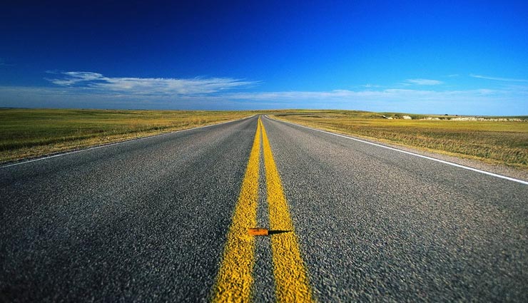 बुजुर्ग को एक अक्षर की गलती पड़ी भारी, मिली 1400 किलोमीटर की सजा weird news,an old man suffer by navigation app,berlin to rome,road tracking by navigation app