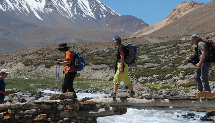4 lesser known trekking places in india,best treks in india,trekking in india,summer vacations trekking,least known treks in india,most beautiful treks in india,most difficult treks in india,chadar trek,ladakh,ladakh,the markha valley trek,hampta pass trek,bara bhangal trek