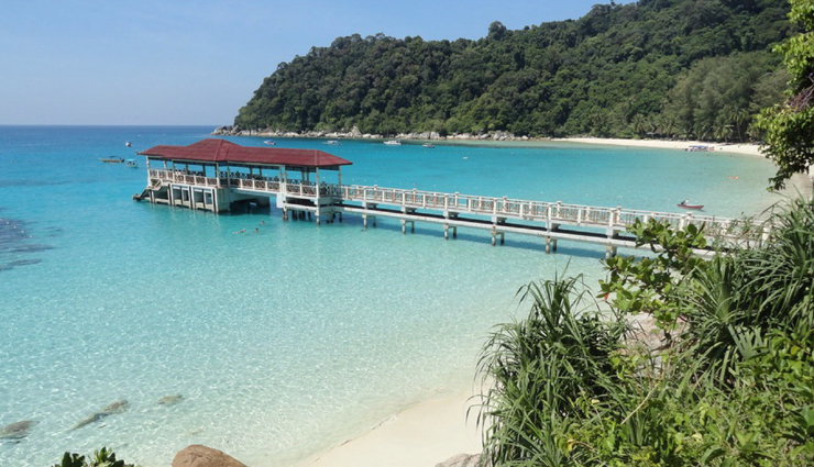 beautiful tropical island,best tropical island,the seychelles,the maldives,ko lipe,bali and the gili islands,fiji,tahiti,big island hawaii,the cook islands,curacao,the perhentian islands,travel,holidays,travel guide,travel tips