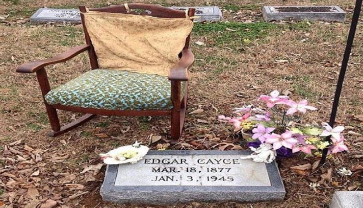 weird news,weird incident,mysterious man,edgar cayce,the sleeping prophet