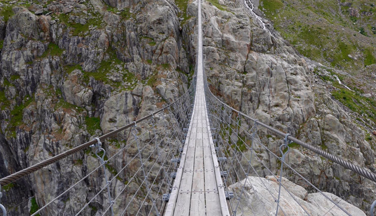 trolltunga,norway,mount huashan,china,the trift suspension bridge,switzerland,huayna picchu,quechua,moher cliffs,ireland,el caminito del rey,spain,dangerous places in the world