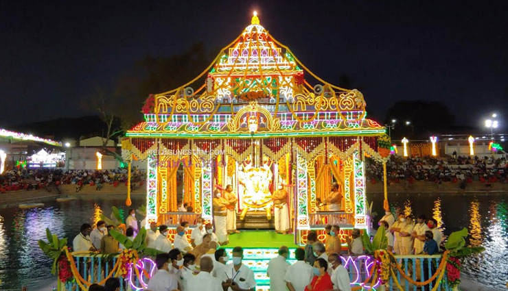 popular festivals of meenakshi temple,madurai meenakshi temple festivals,chithirai festival at meenakshi temple,float festival madurai,navaratri at meenakshi temple,tamil nadu temple festivals,famous festivals in madurai,meenakshi temple celebrations,madurai temple tour,cultural festivals in madurai