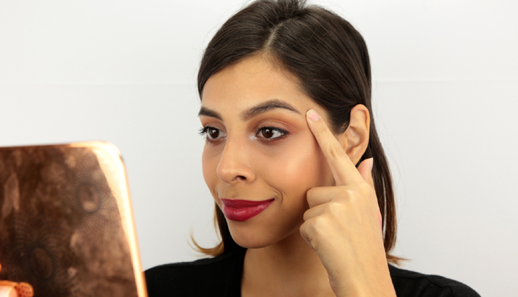 Several Home Remedies To help You Grow Thick and Long Eyelashes