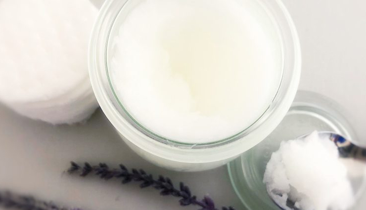 home remedies,home remedies for long eyelashes,long eyelashes,beauty tips,skin tips,Olive Oil,vaseline,coconut oil,eggs,green tea,coconut oil and lavender essential oil,aloe vera,almond oil,castor oil,brush the eyelashes,beauty tips