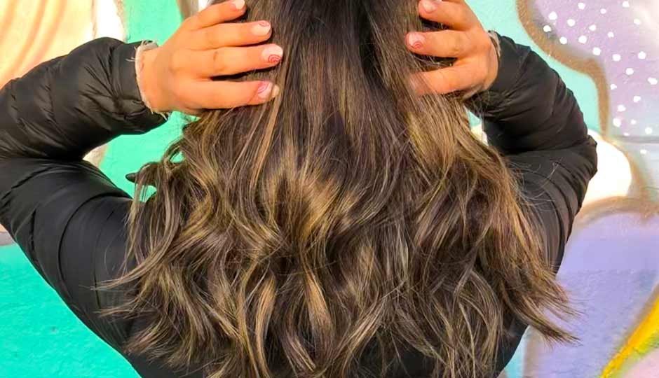 15 Best Fruits and Vegetables for Thick Hair Naturally