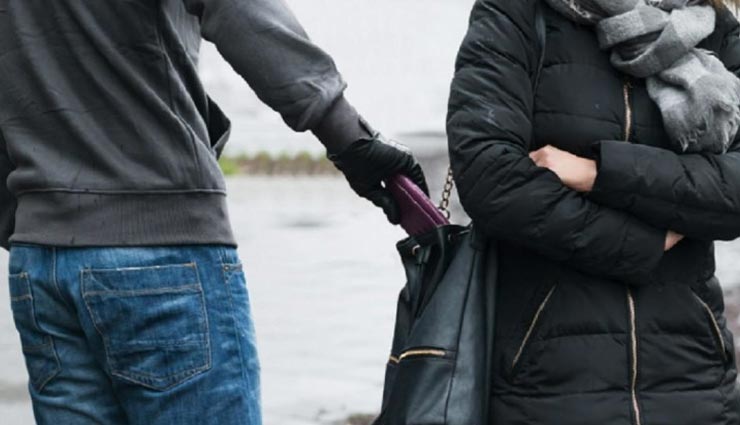 weird news,weird job offer,thieves jobs,4500 rupees an hour earning