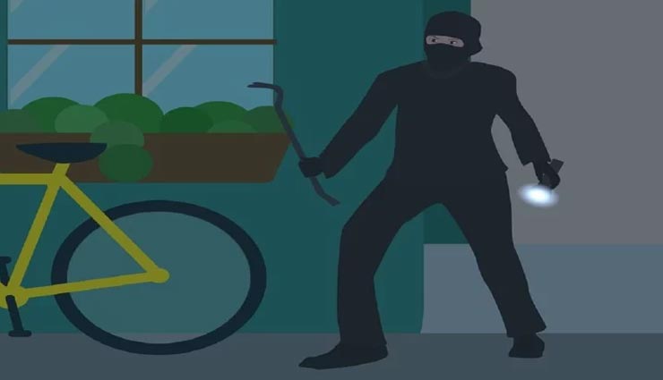 इस चोर को आठ घरों में मिली सिर्फ एक घड़ी और दो चूड़ियां, फूटी किस्मत