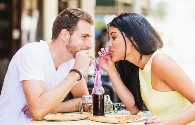 लड़कियों को आकर्षित करता है लड़कों का यह स्वभाव, जानें और उठाए फायदा habits of men,relationship tips,dating tips