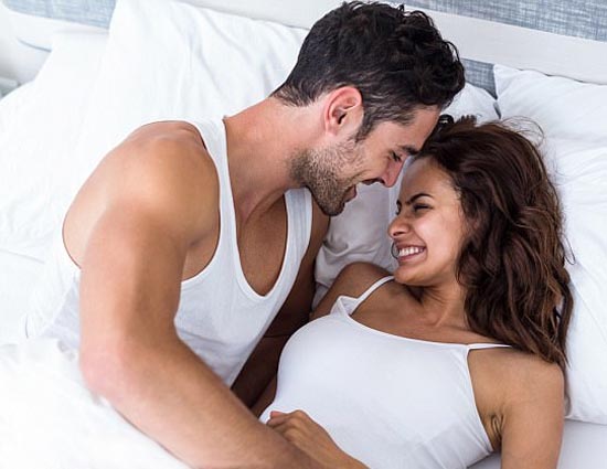 ये गलतियाँ जो अक्सर महिलाएँ करती है जब वो होती है पति के साथ बेड पर